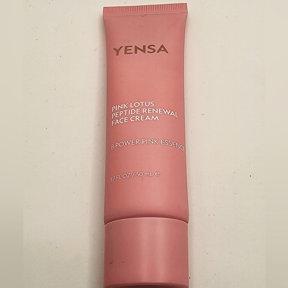 YENSA PINK LOTUS PEPTIDE RENEWAL FACE CREAM